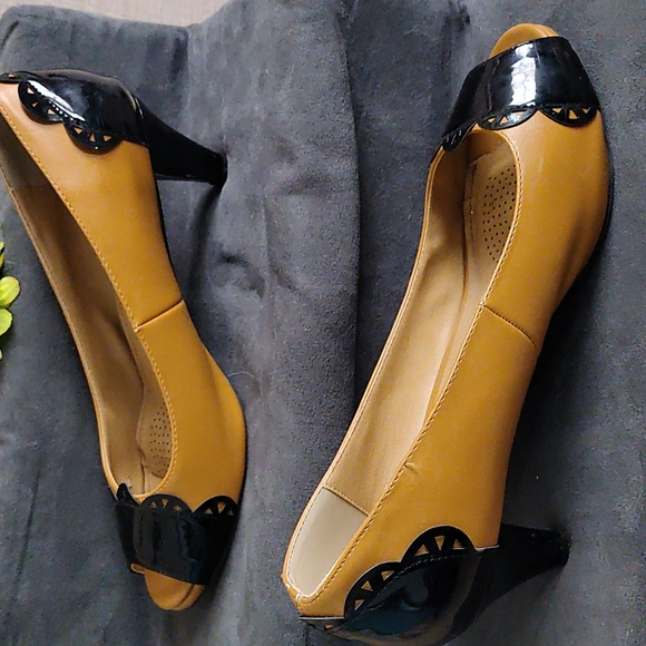 Vintage style heals, Sz 10.5W - Picture 5 of 7